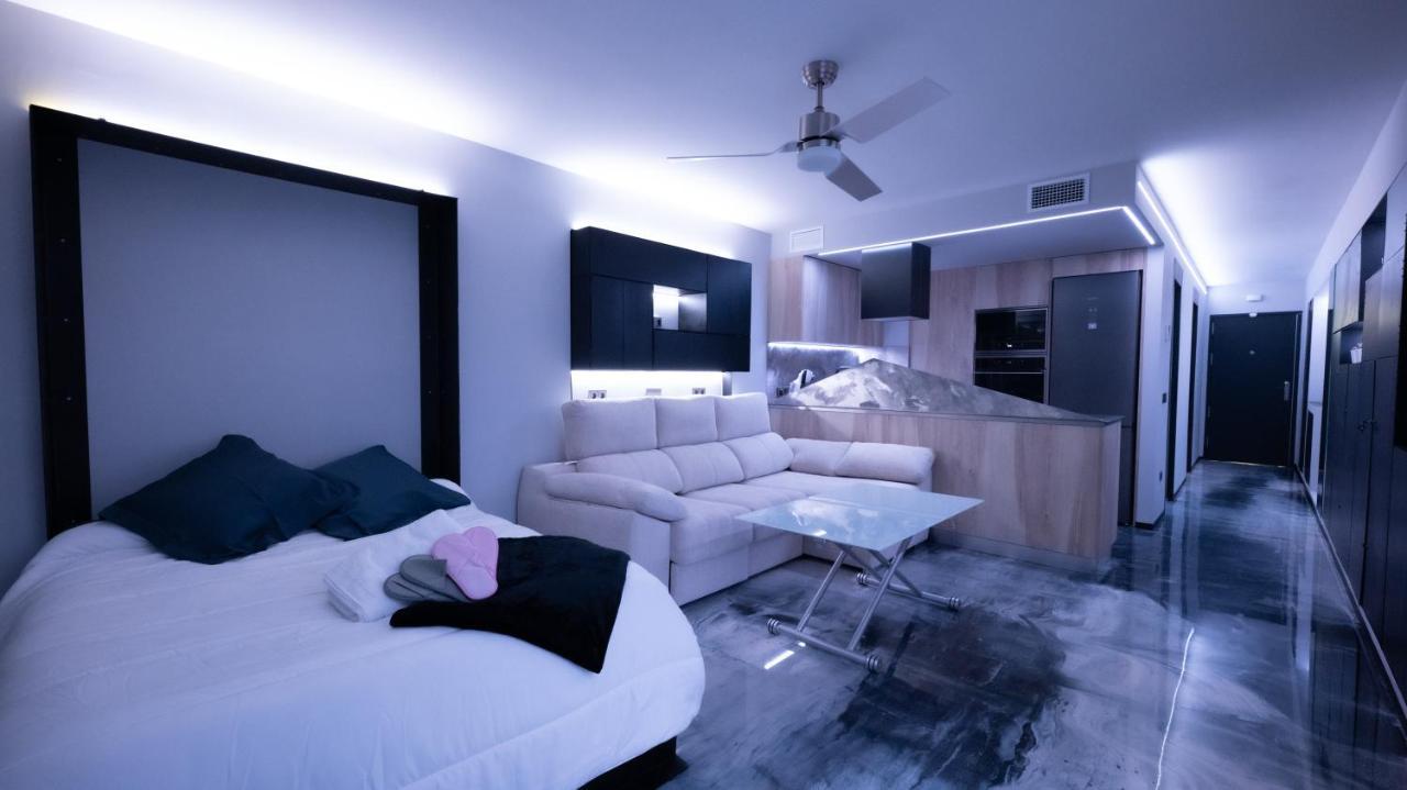 La Farola - Luxury Domotic Flat In Puerto Deportivo Apartment Marbella Exterior foto