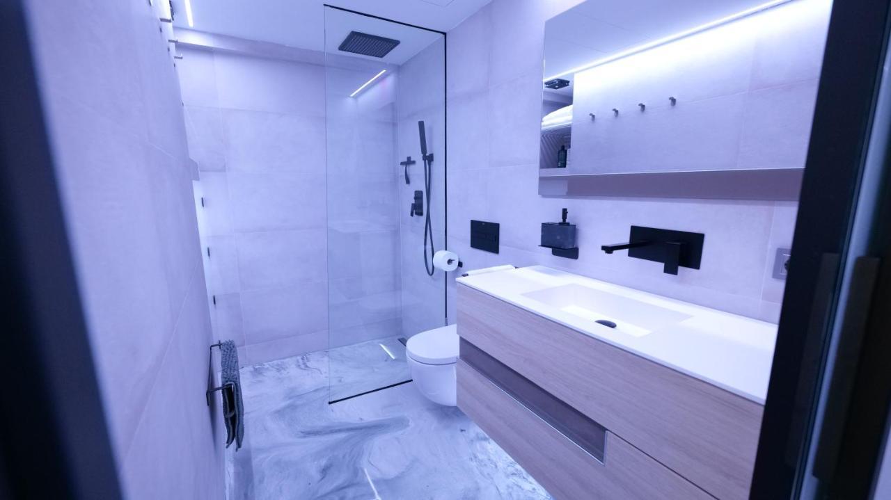 La Farola - Luxury Domotic Flat In Puerto Deportivo Apartment Marbella Exterior foto