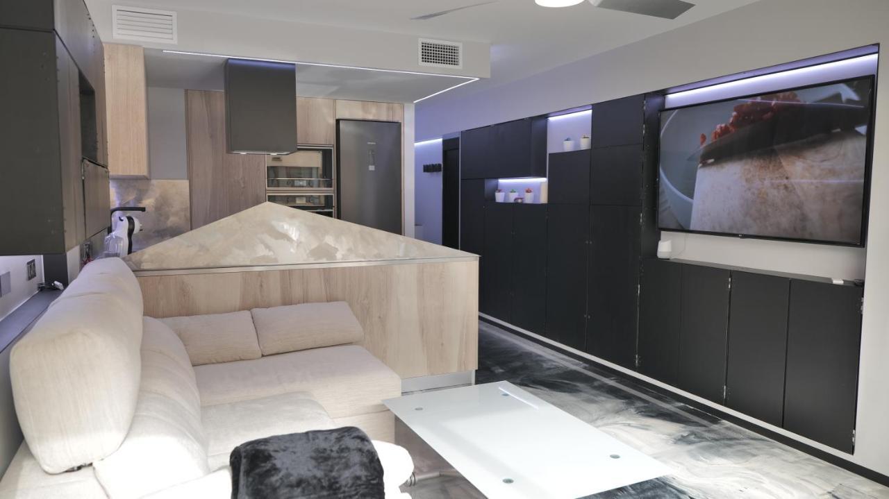 La Farola - Luxury Domotic Flat In Puerto Deportivo Apartment Marbella Exterior foto